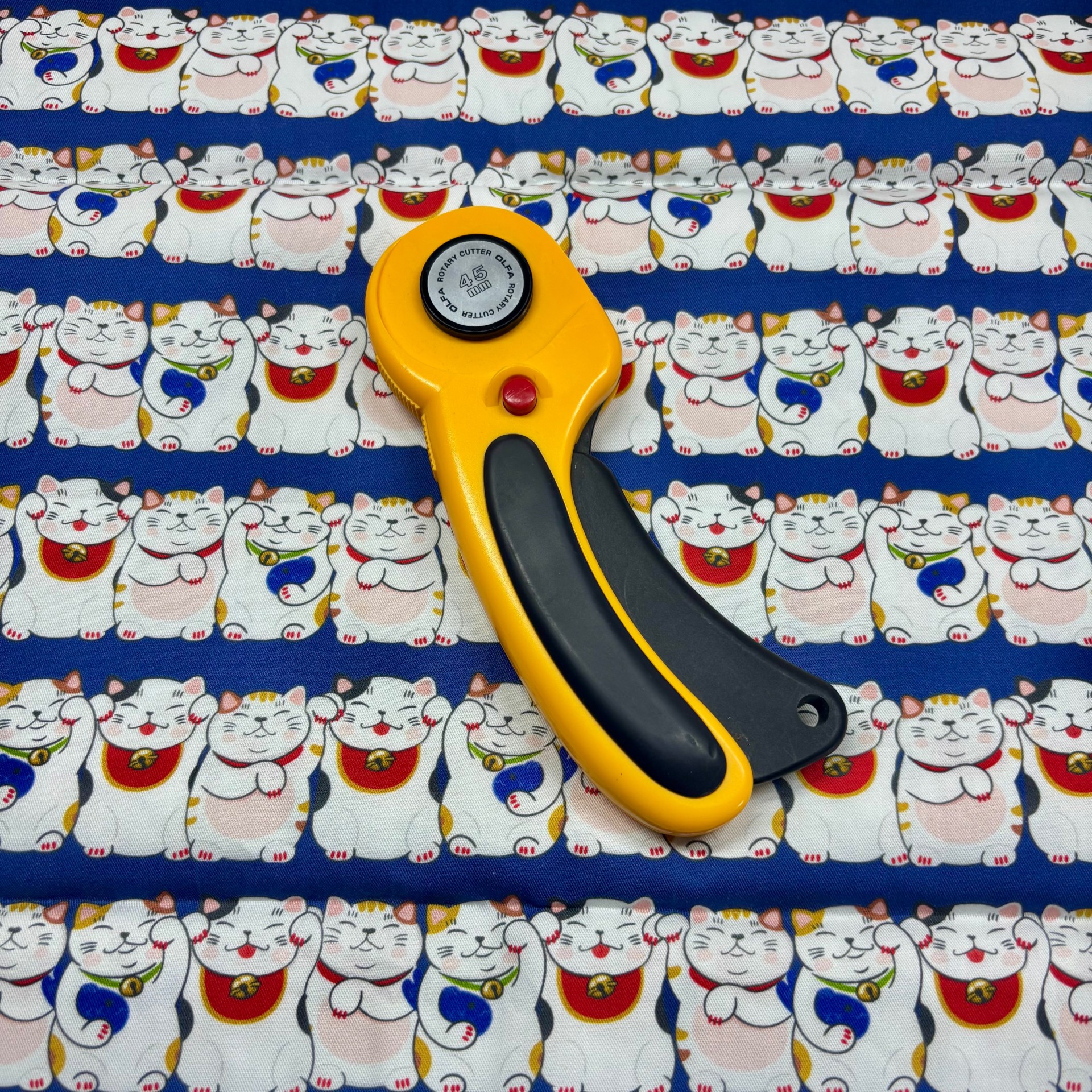 1 Yard Custom Woven Fabric - Lucky Cat