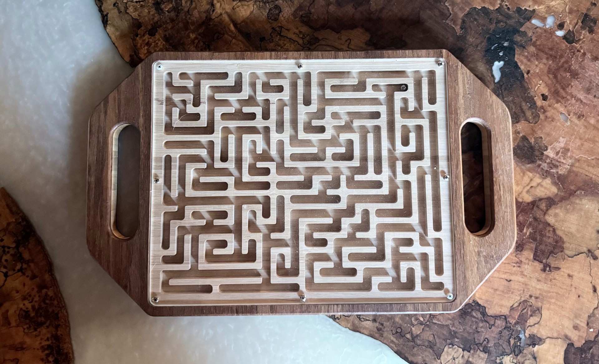 Labyrinth maze board