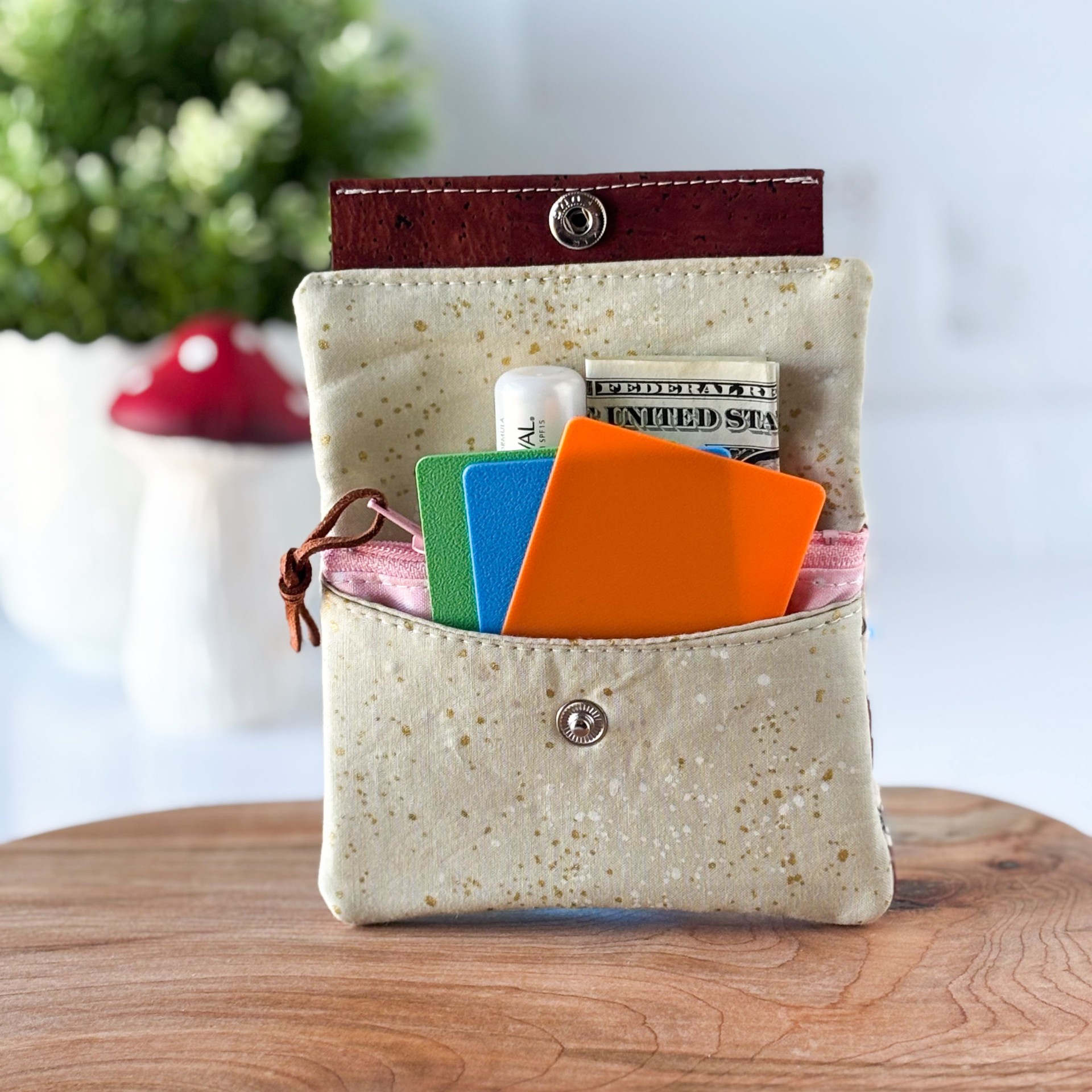 Womens Handmade Fabric Wallet - Retro Mushroom