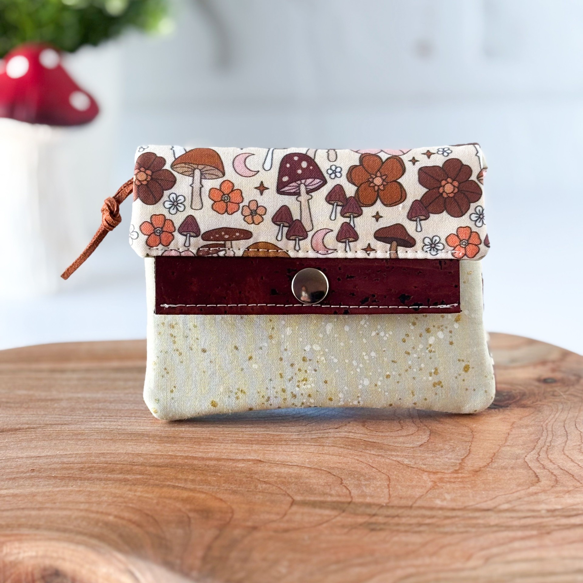 Womens Handmade Fabric Wallet - Retro Mushroom