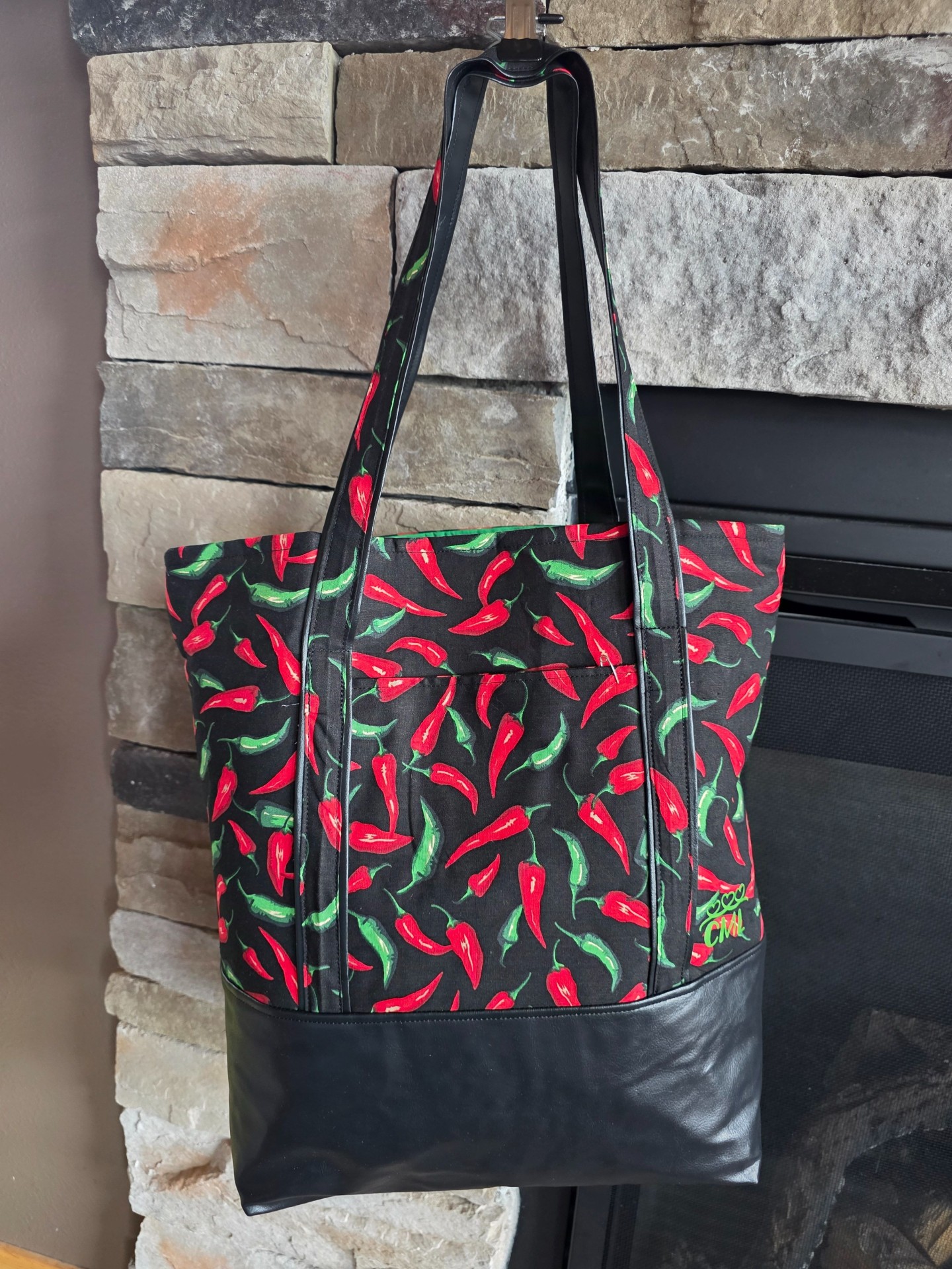 Tall tote peppers