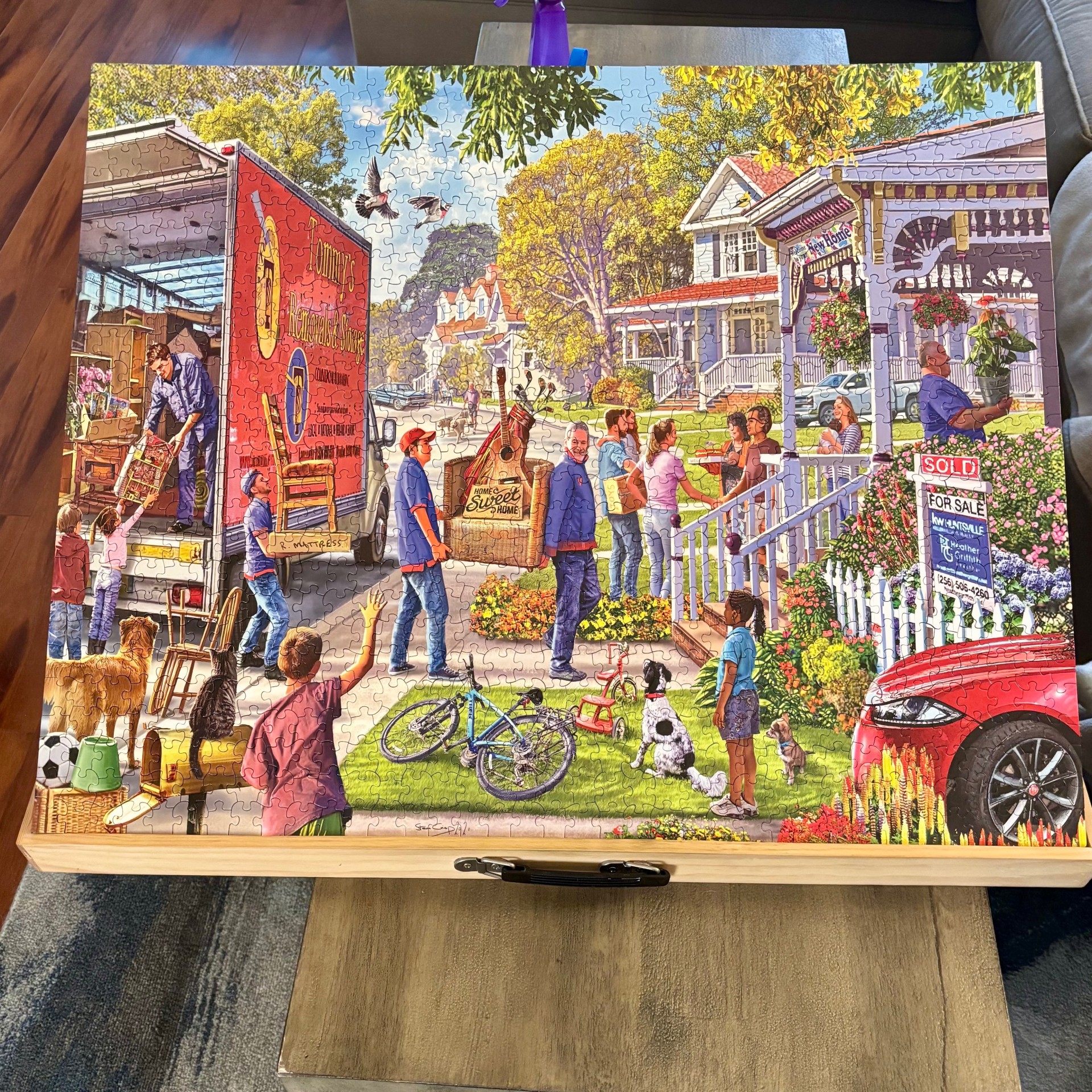 1000 Piece White Mountain Puzzle - Moving In